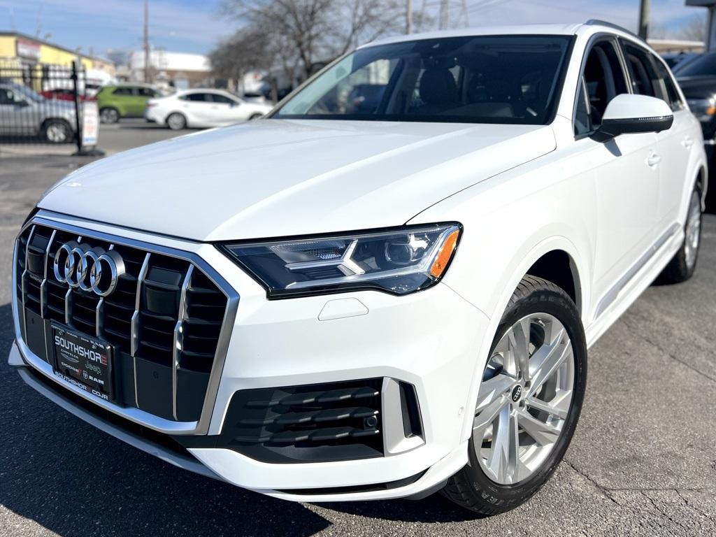 Thumbnail image of 2022 Audi Q7 at South Shore Chrysler Dodge Jeep RAM