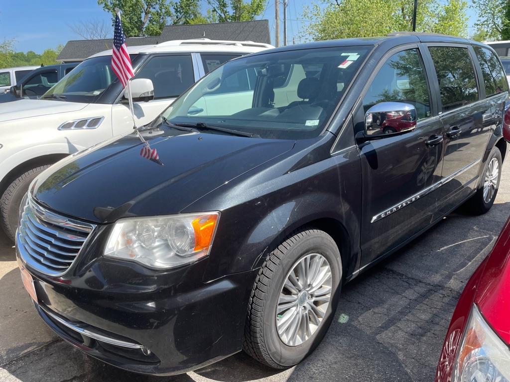 Thumbnail image of 2013 Chrysler Town and Country at DYNAMITE DEALS, LLC