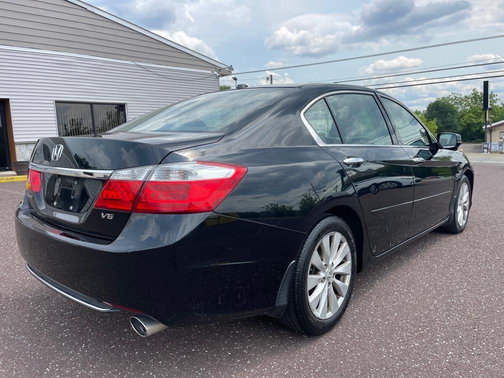 Thumbnail image of 2014 Honda Accord at The Efficient Auto Center