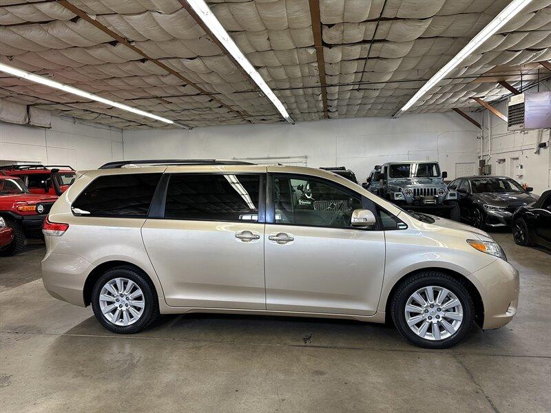 Thumbnail image of 2013 Toyota Sienna at North Port Motors