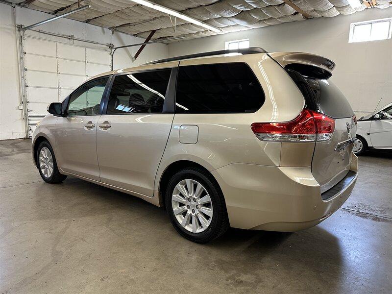 Thumbnail image of 2013 Toyota Sienna at North Port Motors