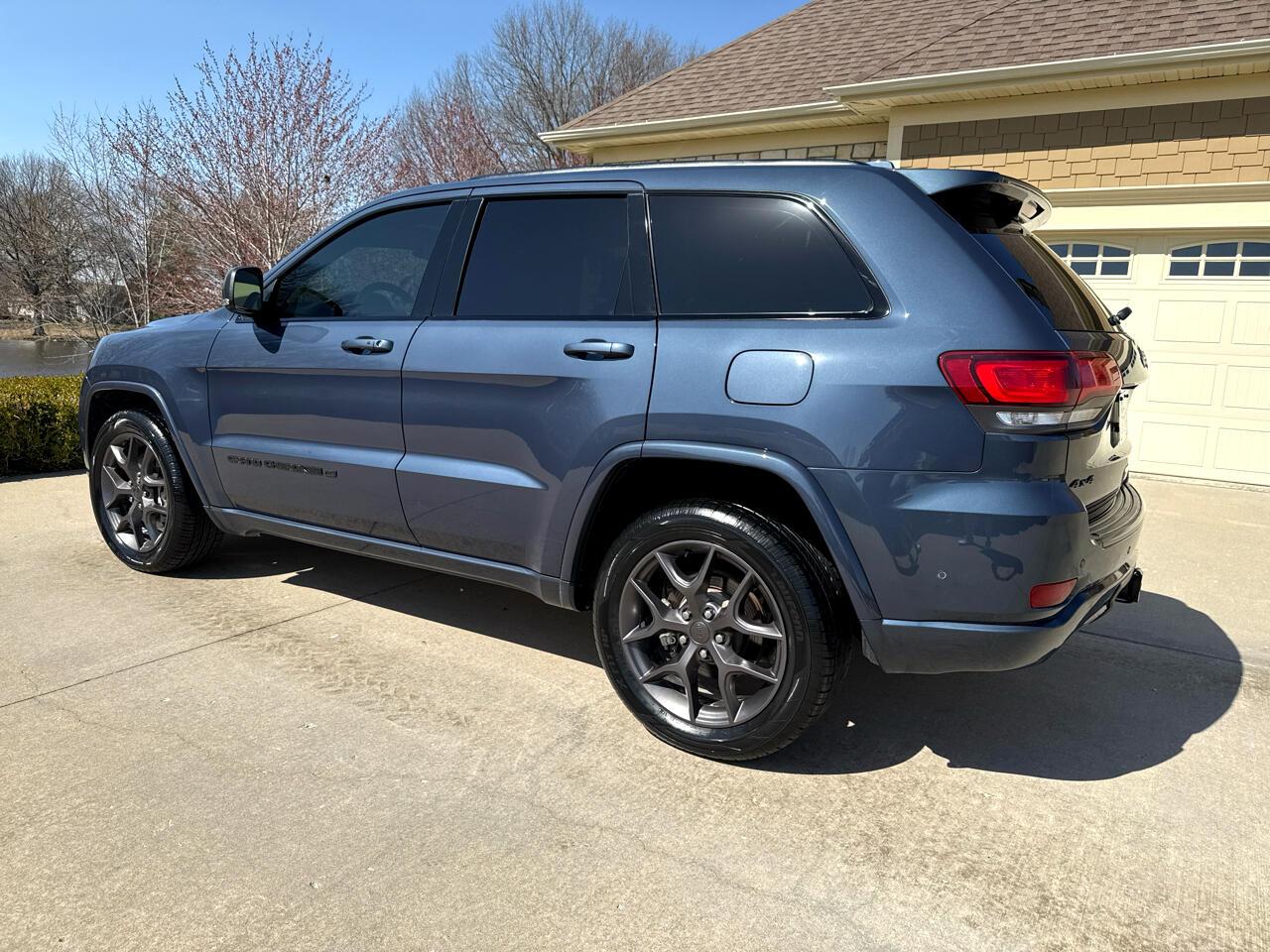 Thumbnail image of 2021 Jeep Grand Cherokee at Banks Motors