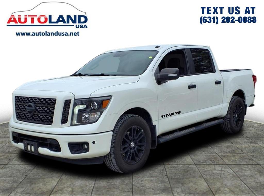 Thumbnail image of 2019 Nissan Titan at Autoland Usa