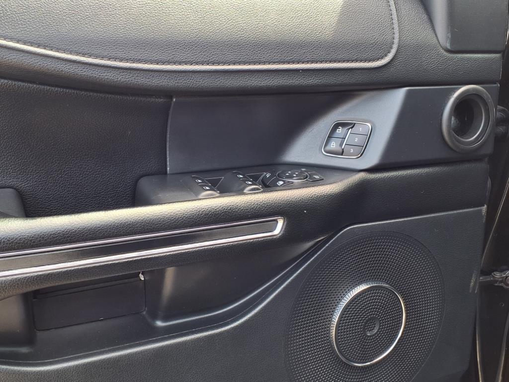 Thumbnail image of 2018 Ford Expedition at Freehold Dodge Subaru