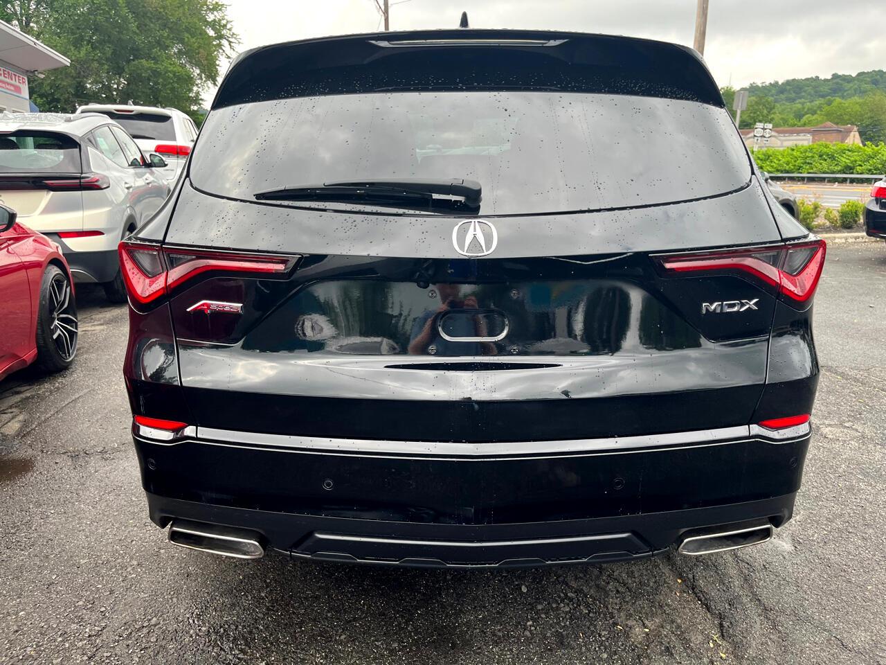 Thumbnail image of 2022 Acura MDX at Rockland Motors