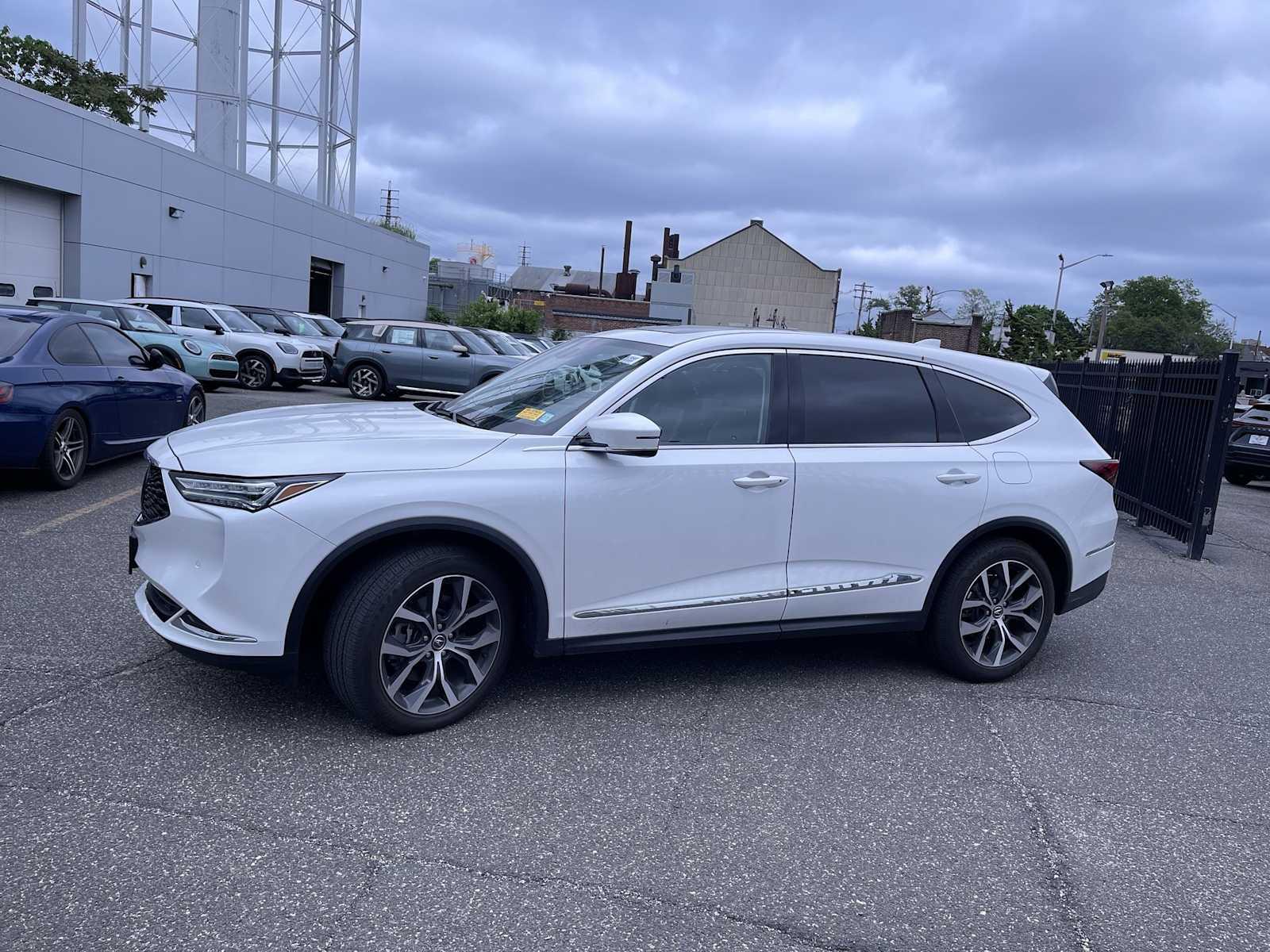 Thumbnail image of 2022 Acura MDX at BMW Mini of Freeport