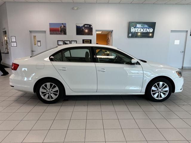 Thumbnail image of 2015 Volkswagen Jetta at Serpentini Chevrolet of Willoughby