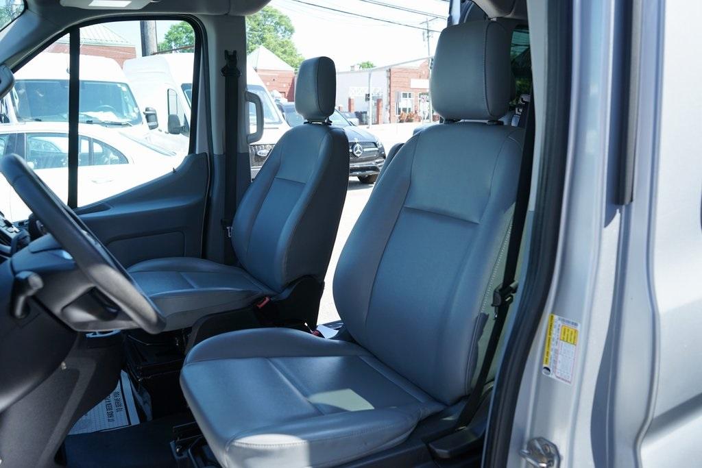 Thumbnail image of 2018 Ford Transit at Auto Expo Store