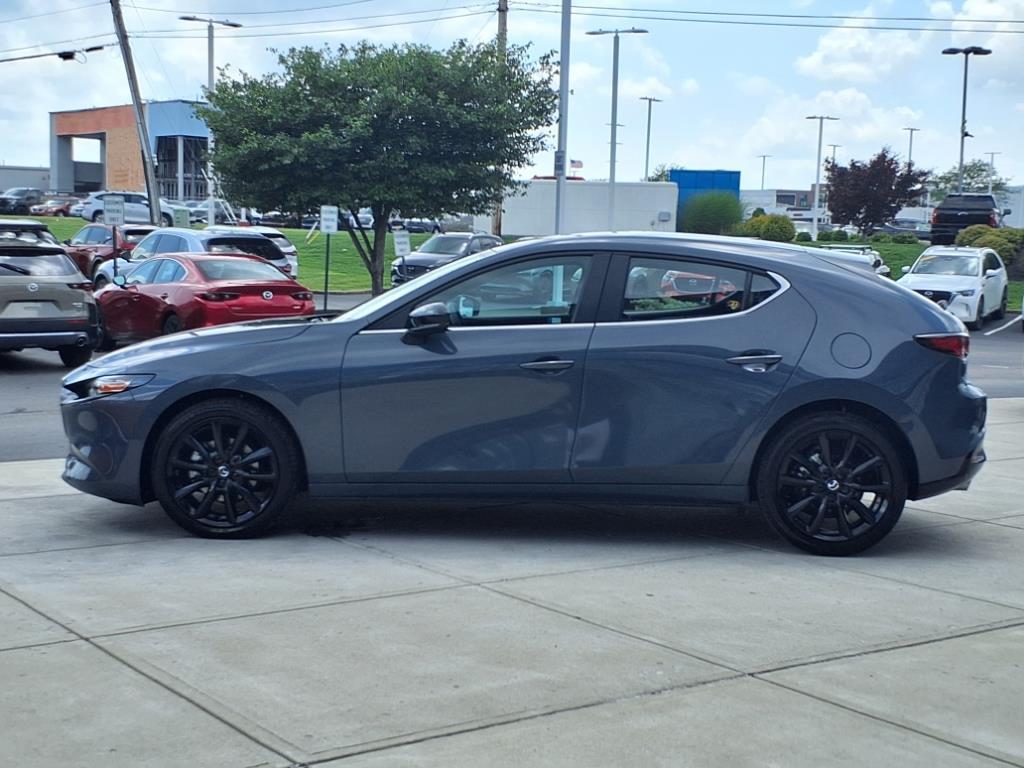 Thumbnail image of 2025 Mazda Mazda3 Hatchback at Kings Mazda