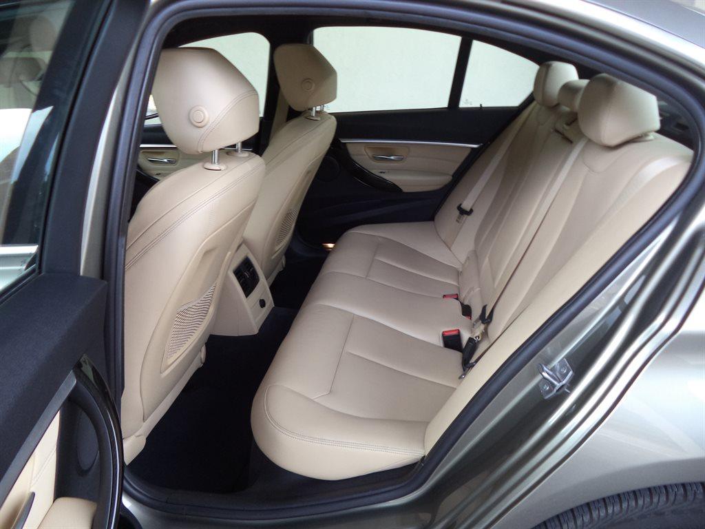Thumbnail image of 2017 BMW 3 Series at Jackson Avenue Auto Sales, Inc.