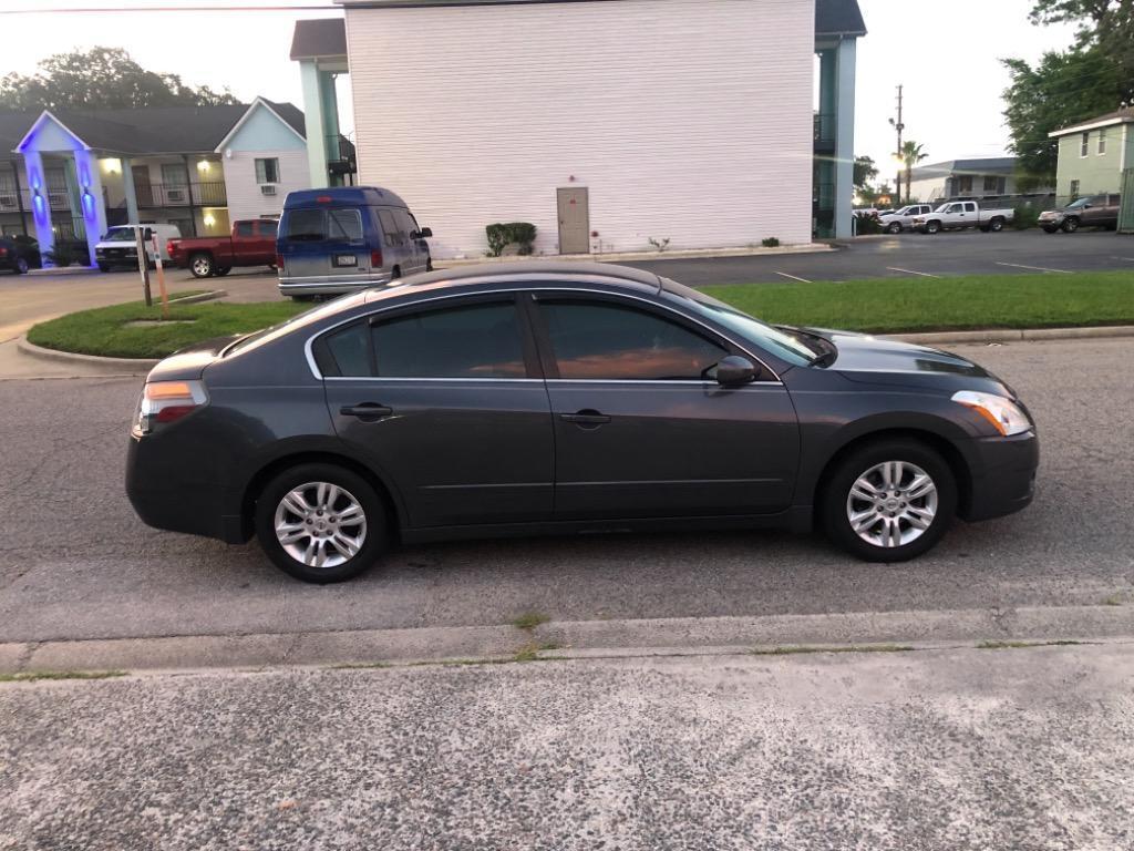 Thumbnail image of 2010 Nissan Altima at Tokman Auto Sales LLC