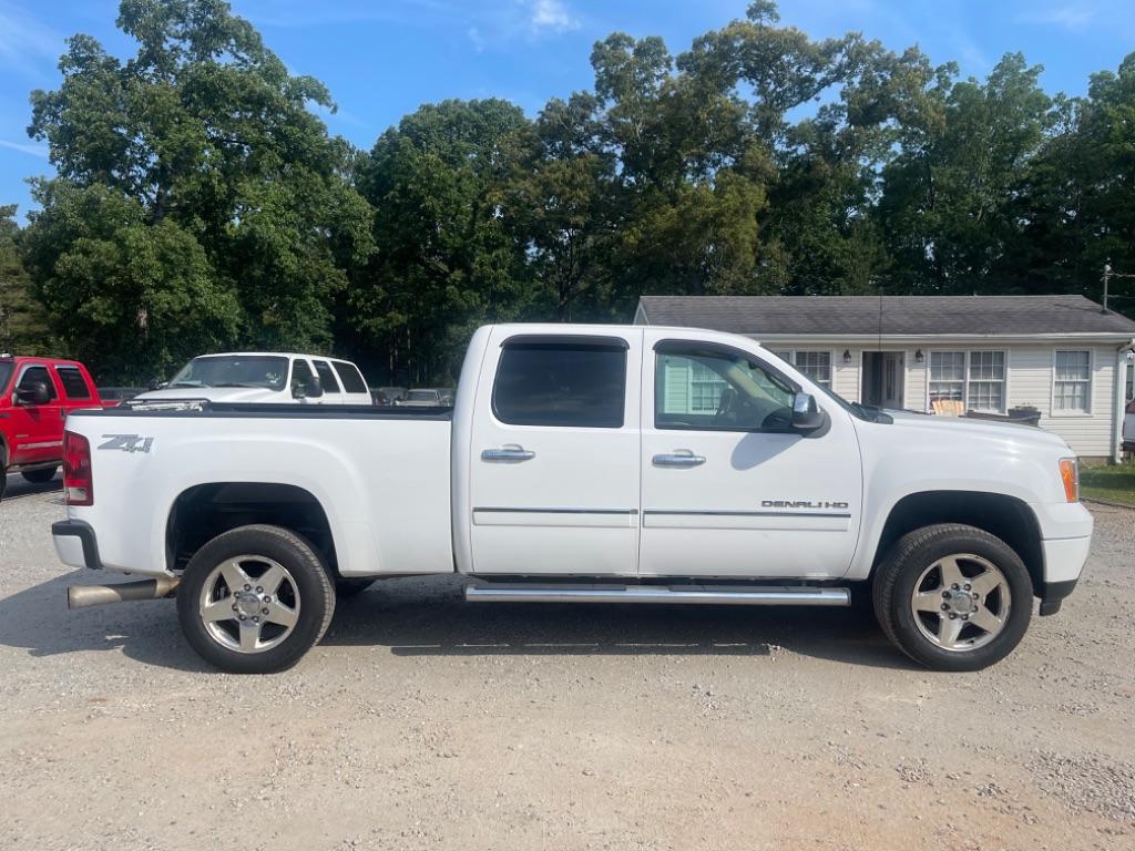 Thumbnail image of 2011 GMC Sierra 2500HD at Truck Kings Auto Sales Inc.