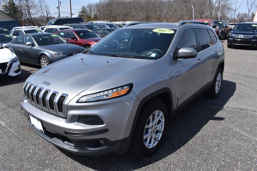 Thumbnail image of 2017 Jeep Cherokee at 112 Auto Plaza