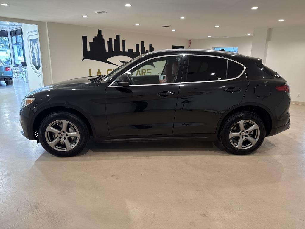 Thumbnail image of 2021 Alfa Romeo Stelvio at LA City Cars