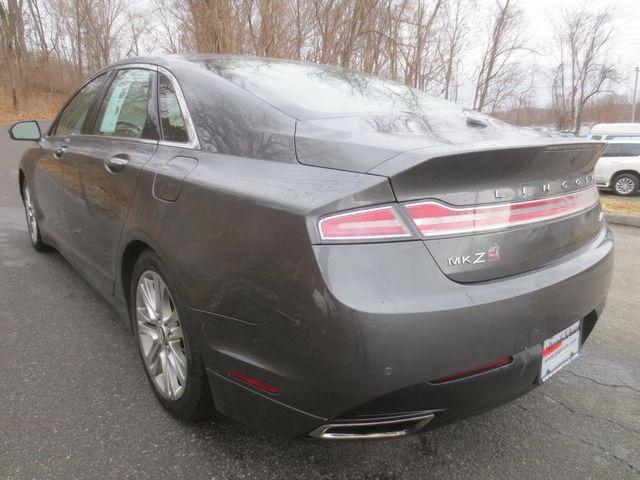 Thumbnail image of 2015 Lincoln MKZ at GoGetCar.com of Mahopac, NY
