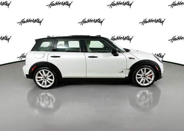 Thumbnail image of 2022 MINI Clubman at Habberstad BMW of Huntington