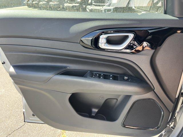 Thumbnail image of 2025 Jeep Compass at Gossett Cjdr