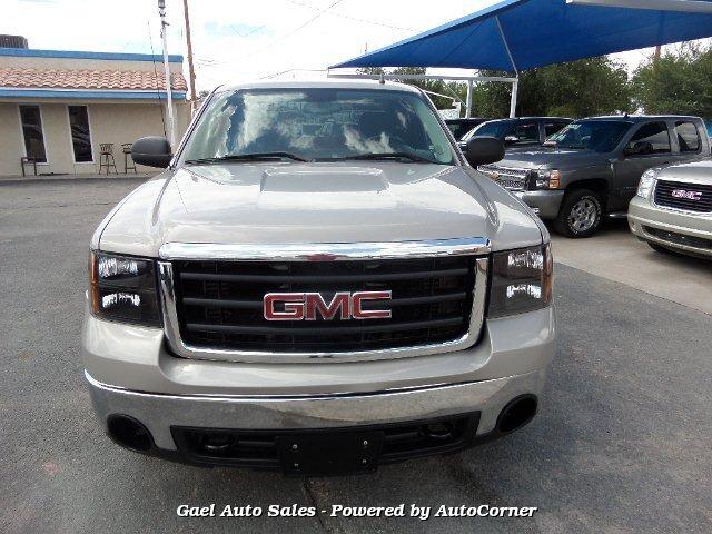 Thumbnail image of 2009 GMC Sierra 2500HD at Gael Auto Sales