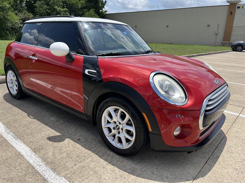 Thumbnail image of 2015 MINI Hardtop 2 Door at Amazing Motor Cars