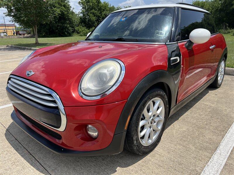 Thumbnail image of 2015 MINI Hardtop 2 Door at Amazing Motor Cars