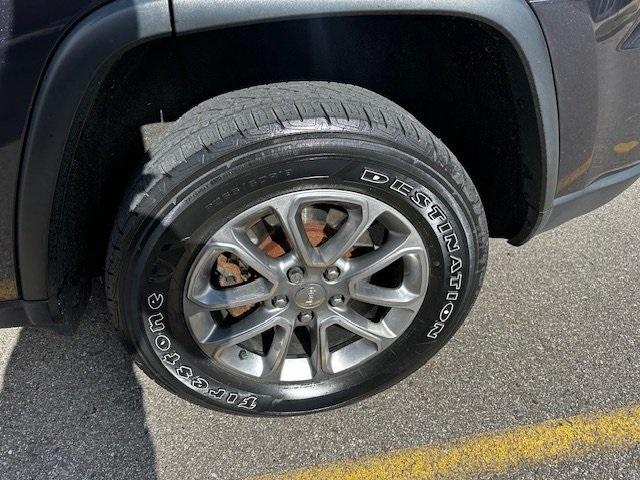 Thumbnail image of 2014 Jeep Grand Cherokee at Al Serra Chrysler  Dodge Jeep Ram