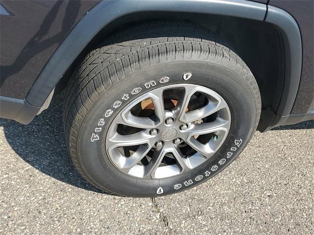 Thumbnail image of 2014 Jeep Grand Cherokee at Al Serra Chrysler  Dodge Jeep Ram