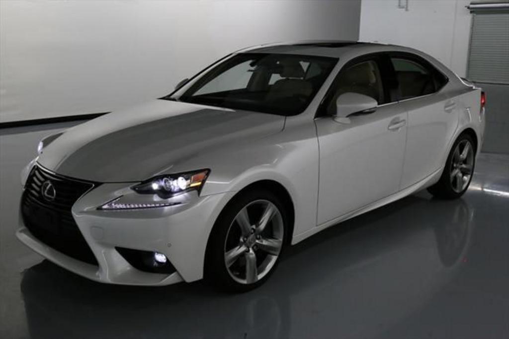 Thumbnail image of 2016 Lexus IS 350 at Beasley’s River City Auto