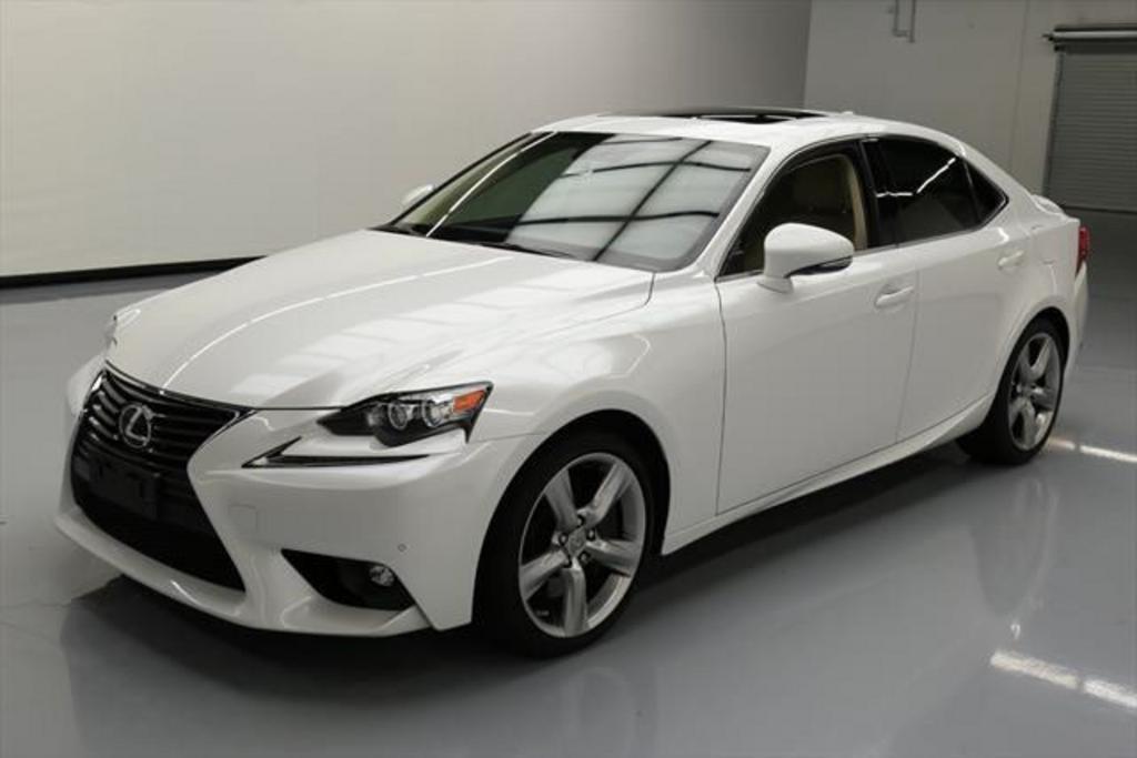Thumbnail image of 2016 Lexus IS 350 at Beasley’s River City Auto