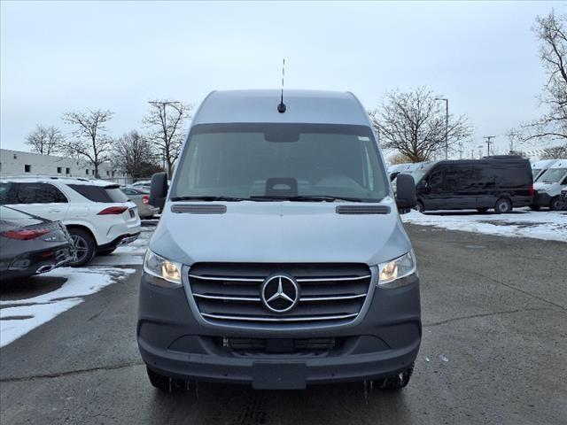 Thumbnail image of 2025 Mercedes-Benz Sprinter at MercedesBenzOfNovi of Novi, MI