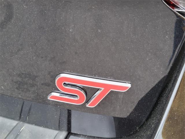 Thumbnail image of 2023 Ford Explorer at Sternberg Ford