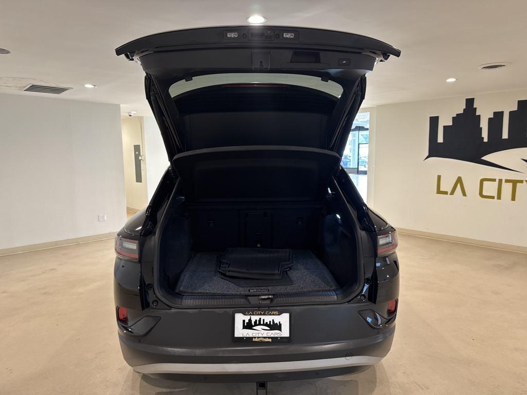 Thumbnail image of 2021 Volkswagen ID.4 at LA City Cars