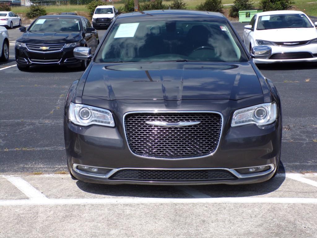 Thumbnail image of 2016 Chrysler 300 at Cars R Us