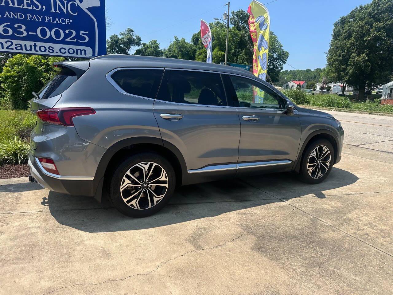 Thumbnail image of 2019 Hyundai SANTA FE at Van 2 Auto Sales Inc.