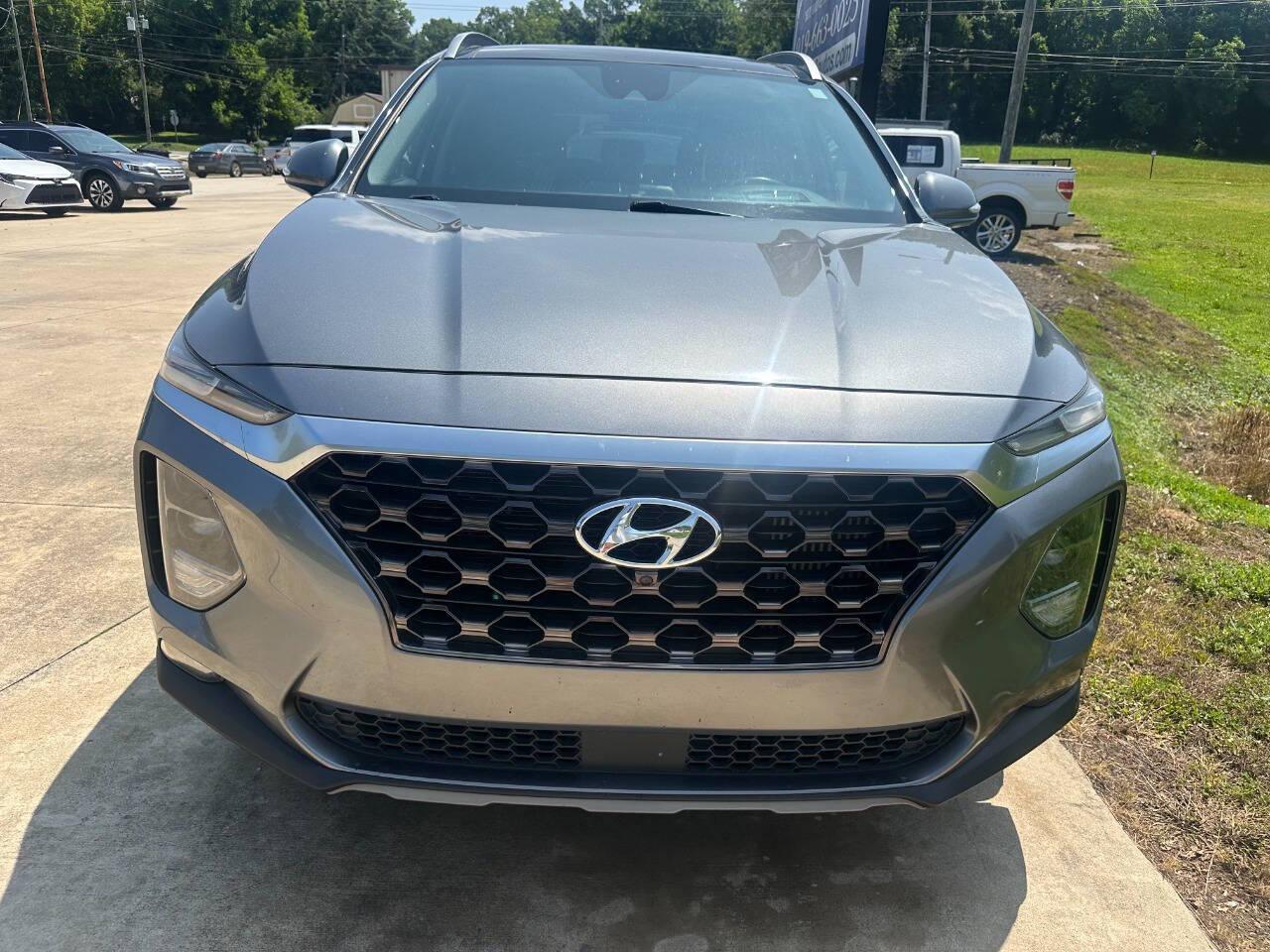 Thumbnail image of 2019 Hyundai SANTA FE at Van 2 Auto Sales Inc.