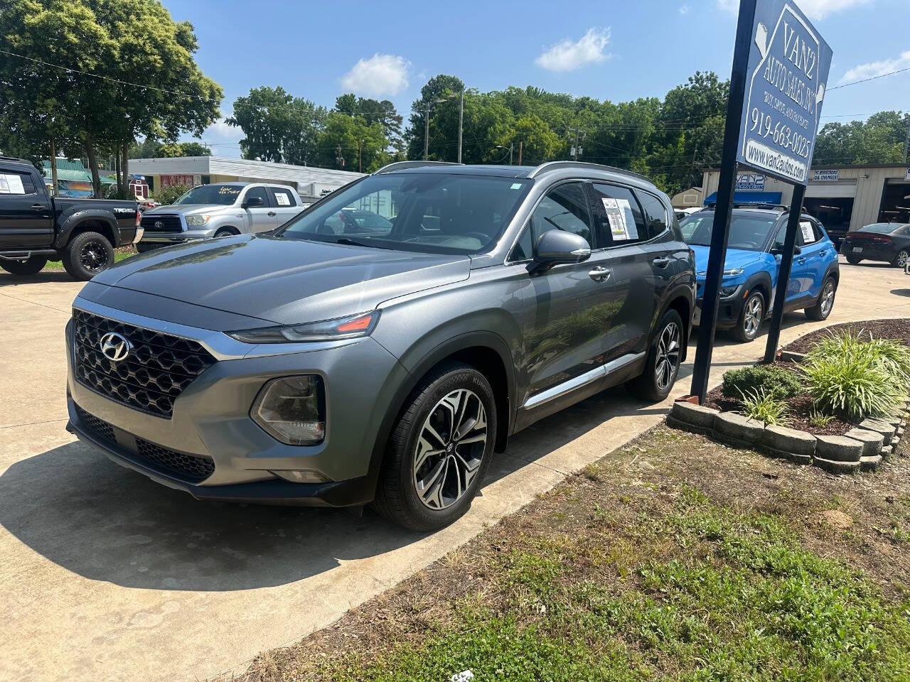 Thumbnail image of 2019 Hyundai SANTA FE at Van 2 Auto Sales Inc.