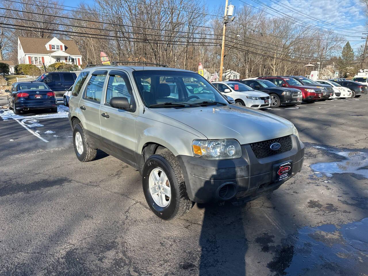 Thumbnail image of 2006 Ford Escape at Central Auto Group