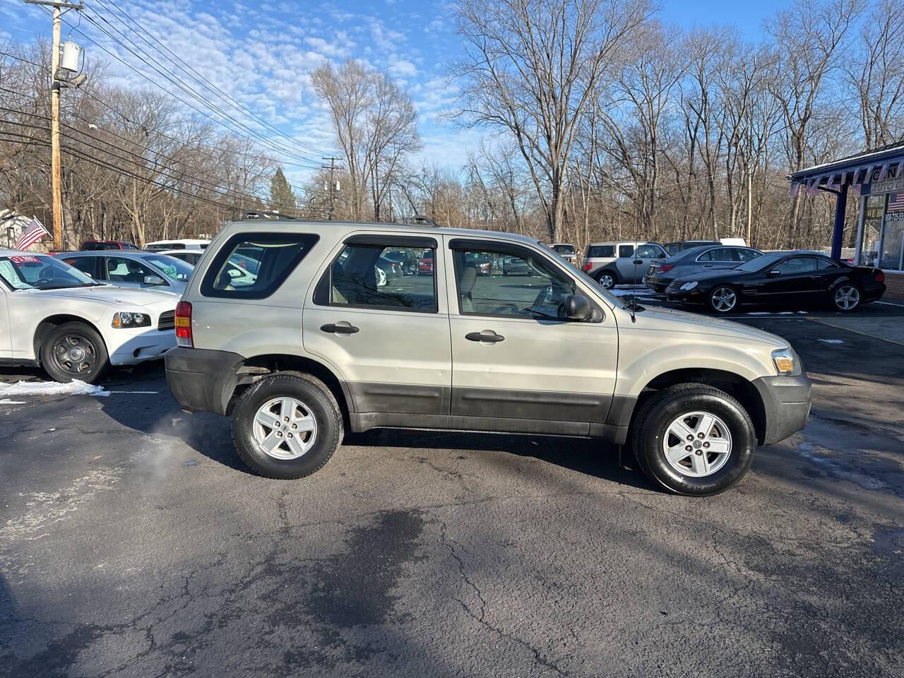 Thumbnail image of 2006 Ford Escape at Central Auto Group
