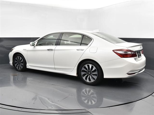 Thumbnail image of 2017 Honda Accord Hybrid at Discovery Nissan