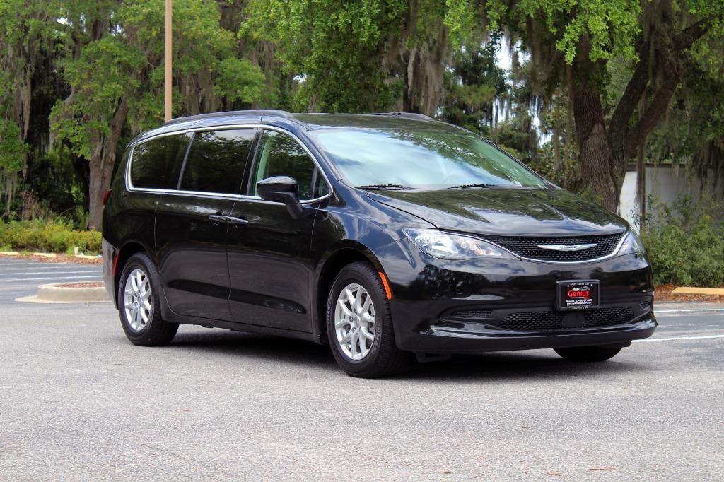 Thumbnail image of 2021 Chrysler Voyager at Auto Genius USA