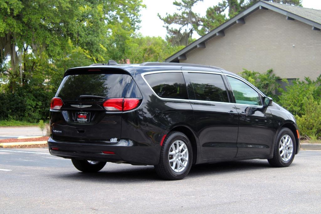 Thumbnail image of 2021 Chrysler Voyager at Auto Genius USA