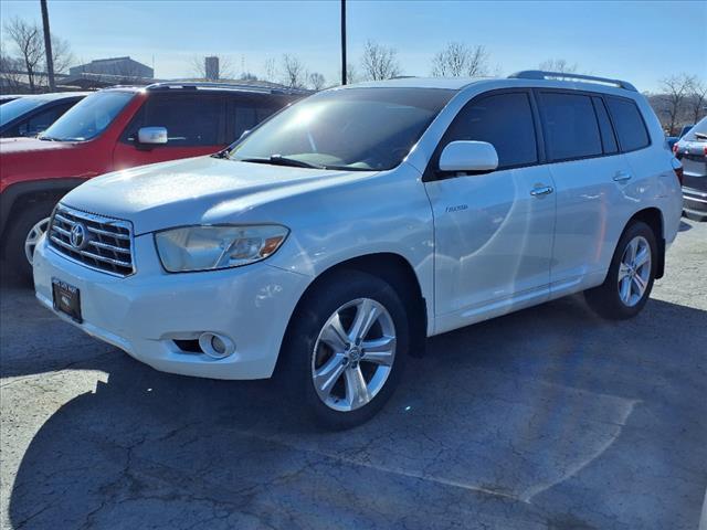 Thumbnail image of 2008 Toyota Highlander at Swiss Auto Mart