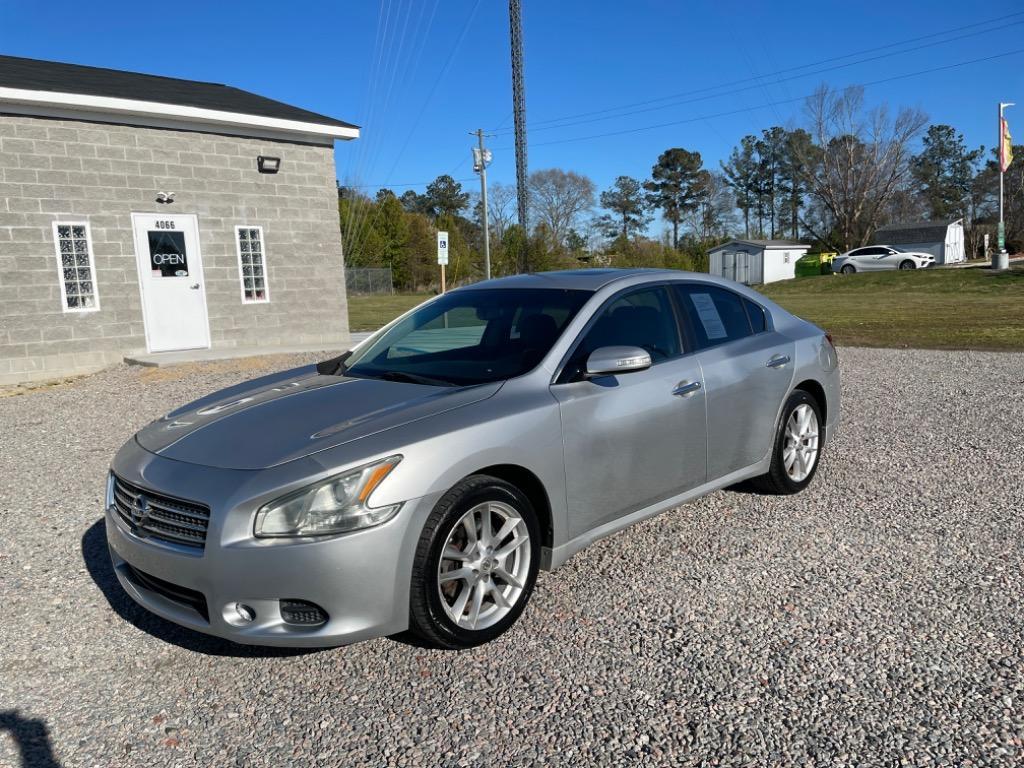 Thumbnail image of 2011 Nissan Maxima at Total Excellence Auto LLC