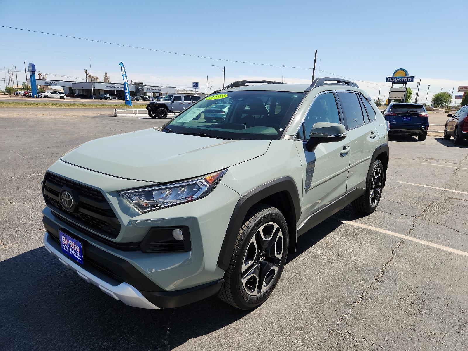 Thumbnail image of 2019 Toyota RAV4 at Bi-Rite Auto Sales