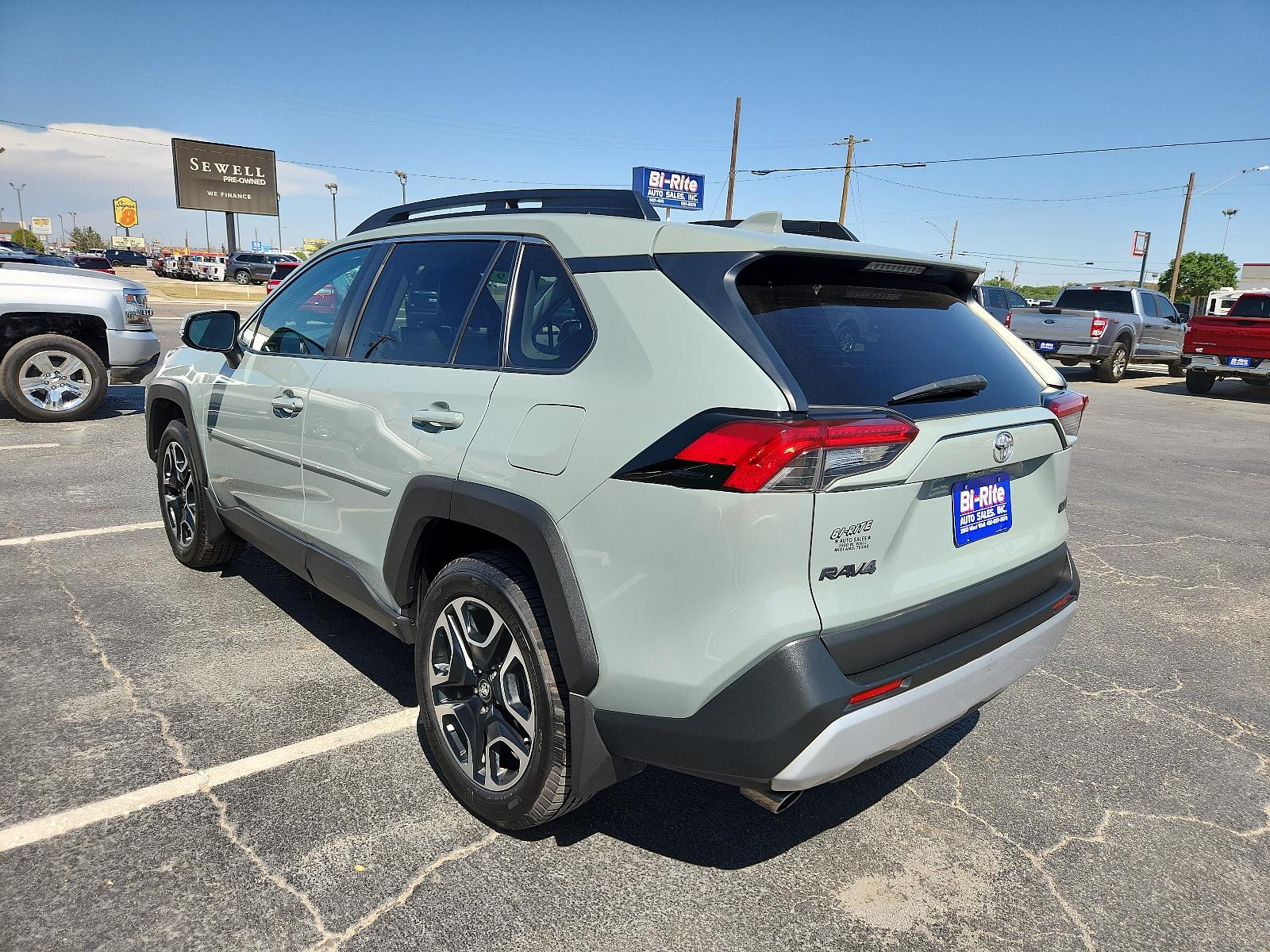 Thumbnail image of 2019 Toyota RAV4 at Bi-Rite Auto Sales