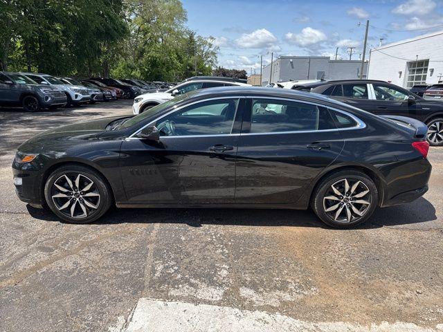 Thumbnail image of 2021 Chevrolet Malibu at LaFontaine Volkswagen Mazda of Livonia