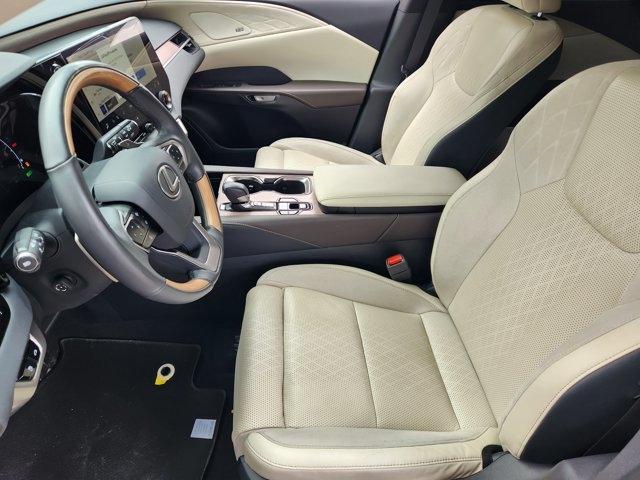 Thumbnail image of 2024 Lexus RX 350h at Classic Chevy Grapevine