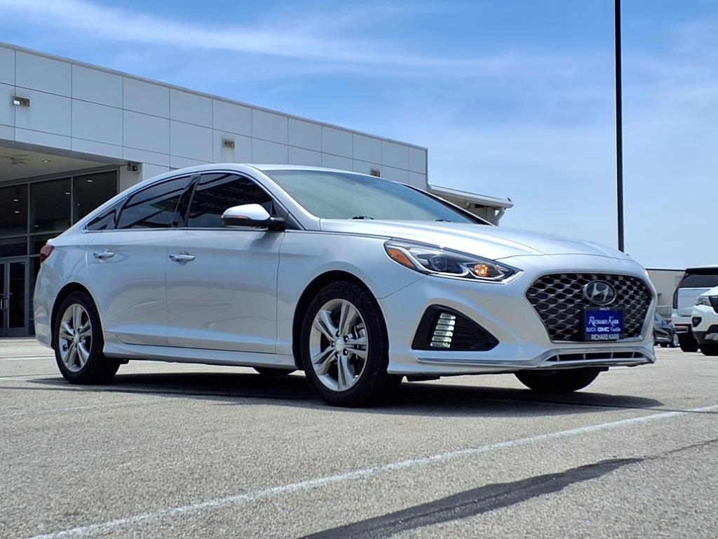 Thumbnail image of 2019 Hyundai SONATA at Richard Karr Motors