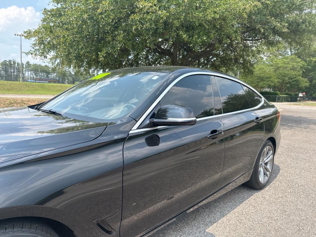 Thumbnail image of 2017 BMW 3 Series at Crescent Automotive Corp INC