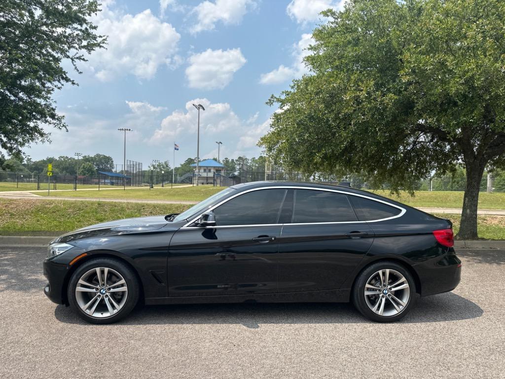 Thumbnail image of 2017 BMW 3 Series at Crescent Automotive Corp INC