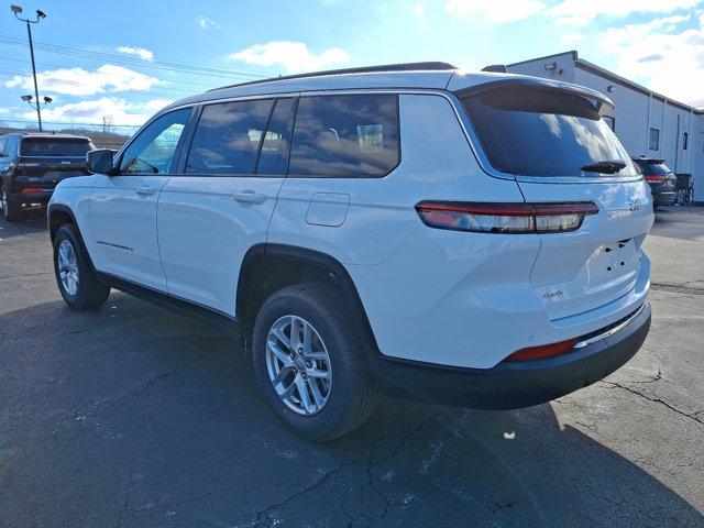 Thumbnail image of 2025 Jeep Grand Cherokee L at Courtesy Chrysler Jeep